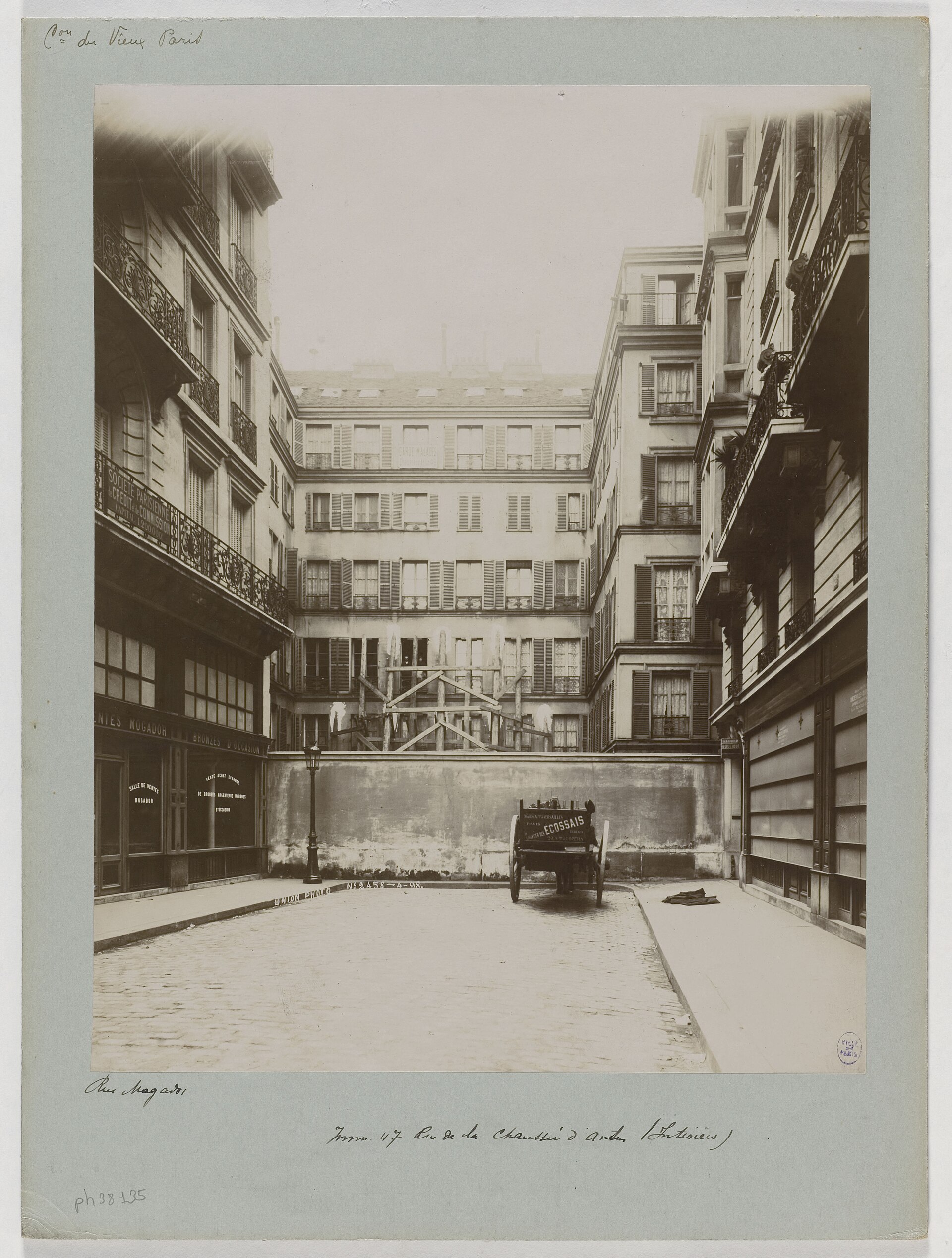 Rue de la Chaussée-d'Antin, Paris, location of a subscriptio